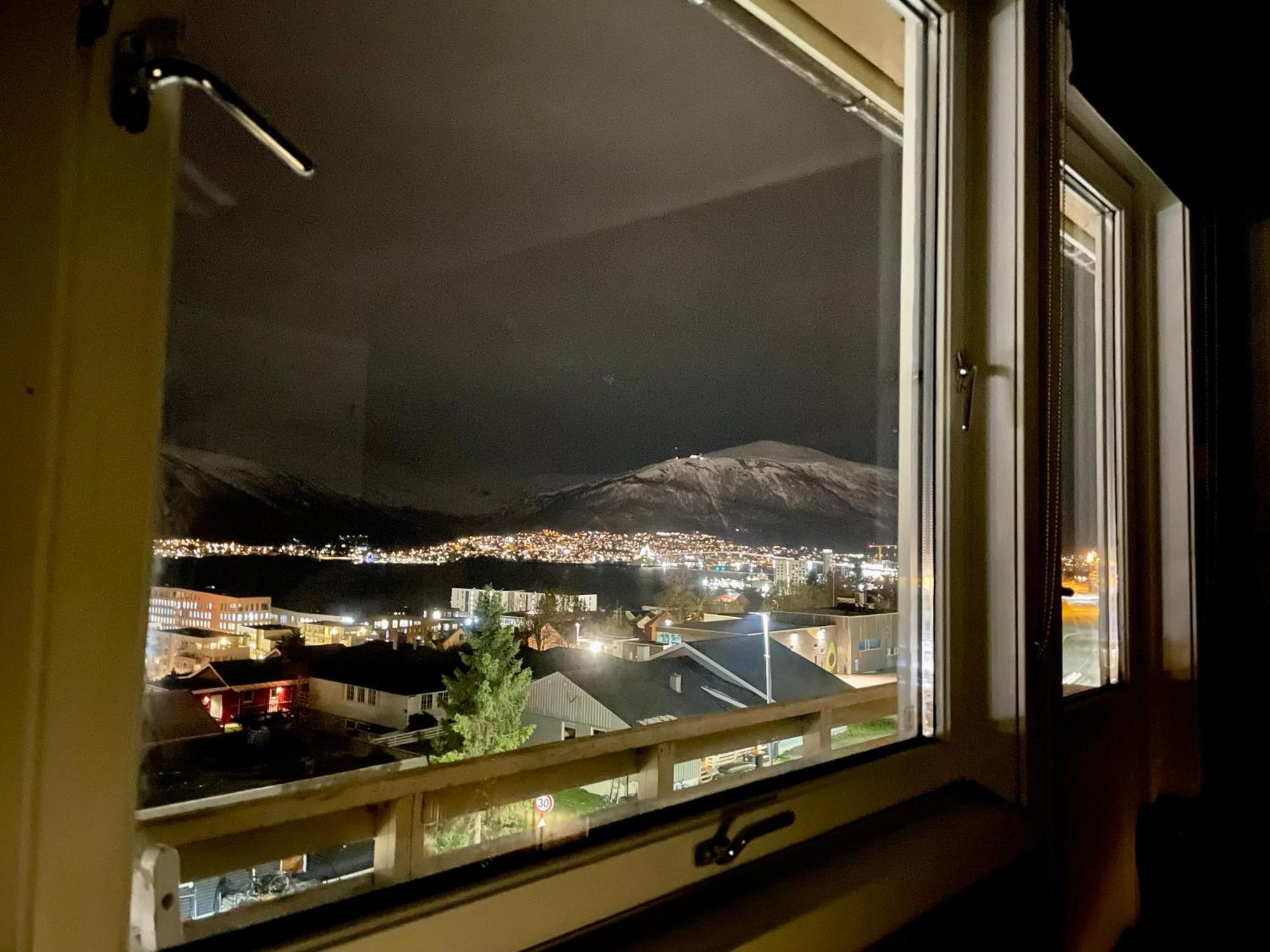 Appartement Penthouse With Panorama View And Great Location! à Tromsø Extérieur photo